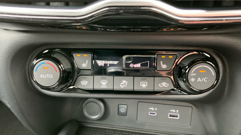 Nissan Juke 1.0 DiG-T Tekna 5dr Petrol Hatchback